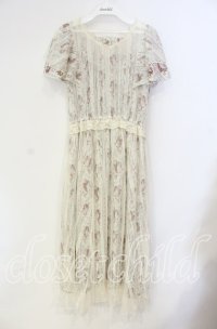 axes femme / 花ストライプ柄チュールワンピース M キナリ O-25-08-23-105-AX-OP-OW-OS