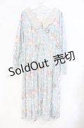 axes femme / 音楽と薔薇柄ドレス風ワンピース F グリーン O-25-08-23-108-AX-OP-OW-OS