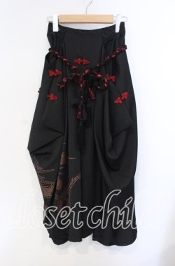 画像1: Qutie Frash / チャイナボタンロングスカート  ブラック×レッド O-25-08-25-1041-QU-SK-IG-OS