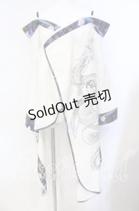 Qutie Frash / オフショルアシメチュニック  ホワイト×ブルー O-25-08-25-1006-QU-OP-IG-OS