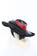 VII h.NAOTO / Red Ribbon Hat ハット  ブラック×レッド O-25-08-25-011-LO-ZA-IG-OS