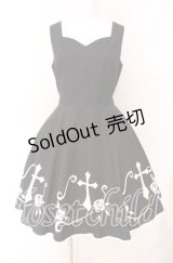 Moi-meme-Moitie / 薔薇十字ジャンパースカート 9号 ブラック O-25-08-26-071-MO-OP-IG-OS