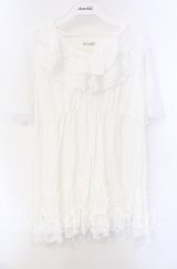 axes femme / ボリュームフリルチュニック F シロ O-25-08-26-089-AX-TO-OW-ZT510