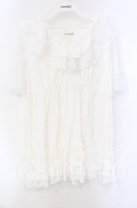 axes femme / ボリュームフリルチュニック F シロ O-25-08-26-089-AX-TO-OW-ZT510