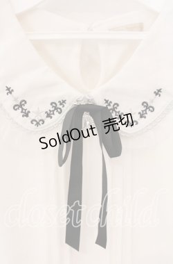 画像2: axes femme POETIQUE / 月チャーム付きブラウス風トップス M シロ O-25-08-26-023-AX-TO-YM-OS