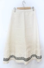 画像1: INGEBORG / 裾ラインタックリネンスカート  アイボリー O-25-08-27-080-LO-SK-IG-ZT022 (1)
