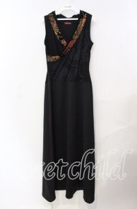 Qutie Frash / ドラゴンプリントノースリーブ着物襟ワンピース  ブラック O-25-08-30-039-QU-OP-OW-ZI