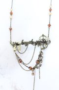 axes femme / 薔薇鍵ネックレス  アンティークゴールド O-25-08-31-003-AX-AC-OW-OS