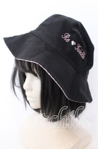 Jamieエーエヌケー / Re　Twinkle バケットハット  クロ×ピンク O-25-08-31-049-LO-AC-OW-ZT511