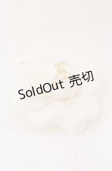 INGEBORG / スパンコール使いブローチ  シロ O-25-09-01-013-LO-AC-OW-ZT485-F004