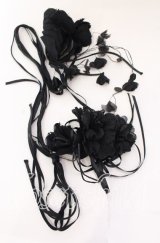 INGEBORG / フラワーコサージュ＆コードブローチ  クロ O-25-09-01-014-LO-AC-OW-ZT485-F004