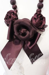 INGEBORG / カメリア＆ローズリボンネックレス  ワイン O-25-09-01-033-LO-AC-OW-ZT485-F003