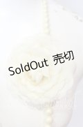 INGEBORG / マットビーズコサージュ付きネックレス  オフ O-25-09-03-057-LO-AC-IG-OS