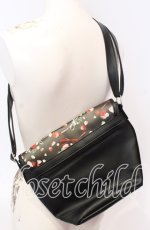 画像3: 【SALE】PINK HOUSE / メリーストロベリー柄ショルダーバッグ  クロ O-25-09-03-018-LO-BG-OW-ZTK020 (3)