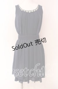 axes femme / バックバラスリットドレス  ネイビー O-25-09-04-026-AX-OP-IG-ZT493