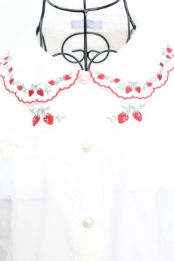 画像2: axes femme POETIQUE / ストロベリー刺繍ブラウス F キナリ O-25-09-04-1017-AX-BL-OW-OS