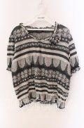 INGEBORG / コサージュ付きレース柄チュニック 11 グレー O-25-09-04-105-LO-TO-IG-OS