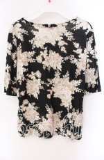 画像3: 【SALE】INGEBORG / ローズブーケ柄Tシャツ 11 クロ O-25-09-04-108-LO-TS-IG-ZT090 (3)