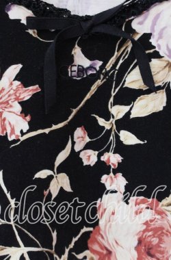 画像2: INGEBORG / レース配色ローズプリントカットソー 11 クロ O-25-09-04-115-LO-TO-IG-OS