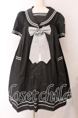 画像1: metamorphose / セーラーリボンタイシャツワンピース(ワッペン付)  クロ O-25-09-08-065-ME-OP-IG-OS