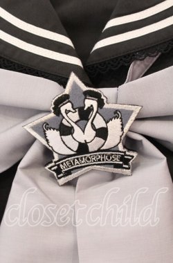 画像2: metamorphose / セーラーリボンタイシャツワンピース(ワッペン付)  クロ O-25-09-08-065-ME-OP-IG-OS
