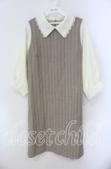 axes femme / 襟付きサックワンピース  ベージュ×クリーム O-25-09-09-003-AX-OP-IG-ZT446