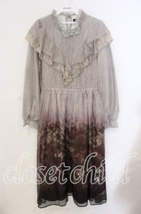 axes femme NOSTALGIE / ミスティローズ柄ワンピース  ブラウン O-25-09-09-021-AX-OP-IG-ZT086