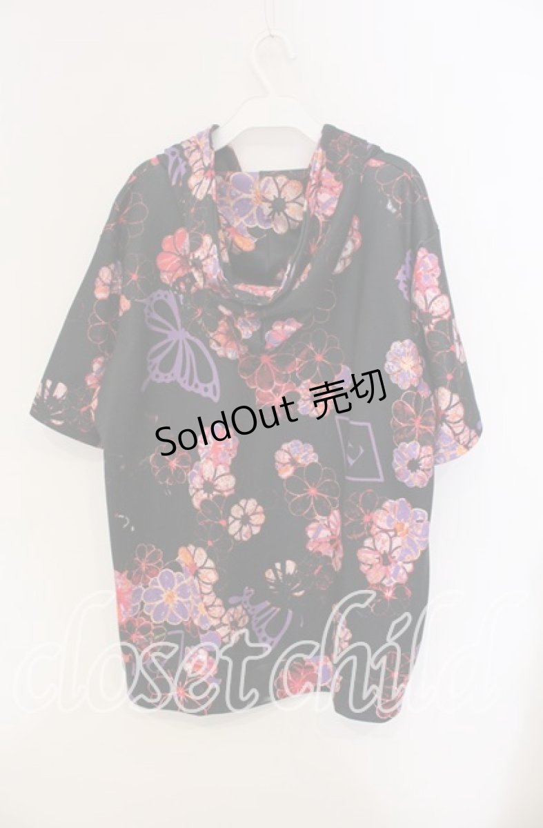 画像2: 【SALE】NieR CLOTHING / プリント半袖フーディー パーカー  ブラック O-25-09-11-037-PU-TO-YM-ZT038 (2)