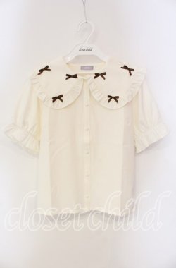 画像1: axes femme POETIQUE / プチリボンビッグ襟ブラウス  オフ O-25-09-11-055-AX-BL-IG-OS