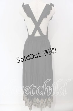 画像3: axes femme POETIQUE / トランプ刺繍ピナフォアワンピース  クロ O-25-09-11-059-AX-OP-IG-OS