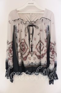 axes femme / ブーケパネル柄プルオーバー  ベージュ×ネイビー O-25-09-11-070-AX-TO-IG-ZT052