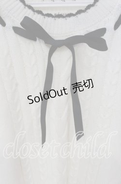 画像2: axes femme / リボン付き袖フリルニットワンピース  シロ O-25-09-11-080-AX-OP-IG-OS