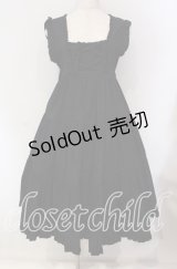 metamorphose / 共布フリルエプロン風ジャンパースカート  クロ O-25-09-11-002-ME-OP-OW-OS