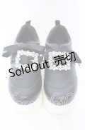 axes femme POETIQUE / ビジューバックルスニーカー L クロ×シロ O-25-09-12-003-AX-SH-IG-OS