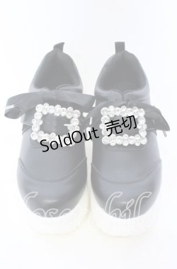 画像1: axes femme POETIQUE / ビジューバックルスニーカー L クロ×シロ O-25-09-12-003-AX-SH-IG-OS