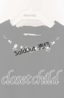 画像2: axes femme / ビジュー配色フレア袖プルオーバー F クロ O-25-09-13-034-AX-TO-OW-ZT085