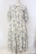 m petit by misako / トワルドジュイワンピース 3L シロ×アオ O-25-09-13-111-LO-OP-OW-OS