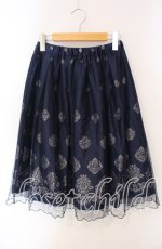 画像1: 【SALE】axes femme / オーナメント柄チュールスカート  ネイビー O-25-09-15-078-AX-SK-IG-ZT021 (1)