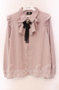 Rojita / ホワイトカラーブローチ付きブラウス  ピンク×ピンク襟 O-25-09-20-029-LO-BL-IG-ZY