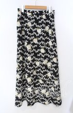 画像1: 【SALE】INGEBORG / 花＆リボン柄スカート L クロ O-25-09-23-043-LO-SK-OW-ZT163 (1)