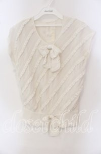 INGEBORG / 斜めピンタック使いブラウス  シロ O-25-09-23-056-LO-BL-OW-ZT262