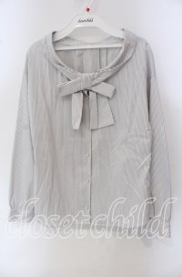 F&A / ボウタイオフショルブラウス  オフ×グレーストライプ O-25-09-23-007-LO-BL-IG-ZT361