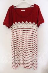 axes femme / モチーフレース切り替えボーダーチュニ M アカ×キナリ O-25-09-23-080-AX-TO-OW-ZT300