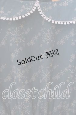 画像2: Fi.n.t / スノー千鳥柄ワンピース  グリーン O-25-09-23-012-CA-OP-IG-OS