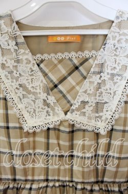 画像2: Fi.n.t / レース衿チェックワンピース F ベージュ O-25-09-25-037-CA-OP-OW-OS