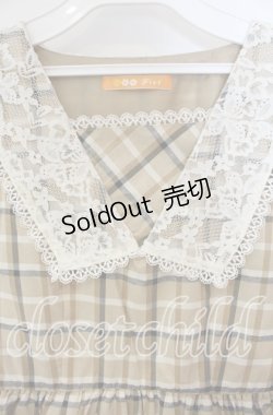 画像2: Fi.n.t / レース衿チェックワンピース F ベージュ O-25-09-25-037-CA-OP-OW-OS