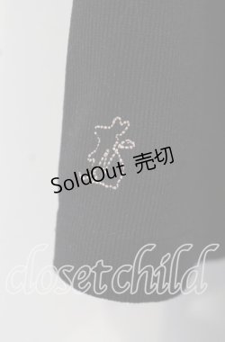 画像2: evelyn / 齊藤なぎさコラボポロワンピース  クロ×シロ O-25-09-25-043-LO-OP-OW-OS