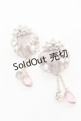 axes femme / ミスティカルシェルイヤリング  ピンク×ゴールド O-25-09-27-1027-AX-AC-IG-ZT486-F001