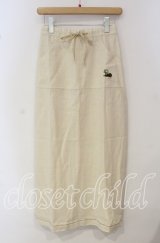 TOMATSU / くま刺繍ロングスカート  アイボリー O-25-09-29-080-LO-SK-IG-ZT130
