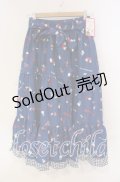axes femme / ハローキティプリントスカート  ブルー O-25-09-30-043-AX-SK-IG-OS